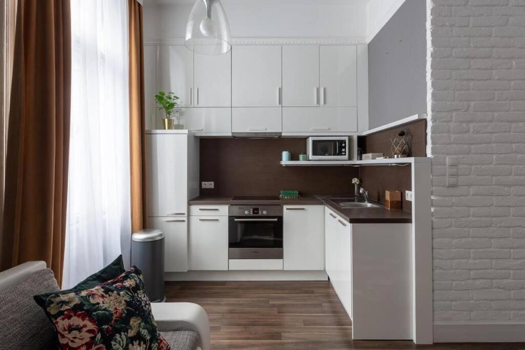 Chic, Captivating Space Near Opera House 布达佩斯 外观 照片